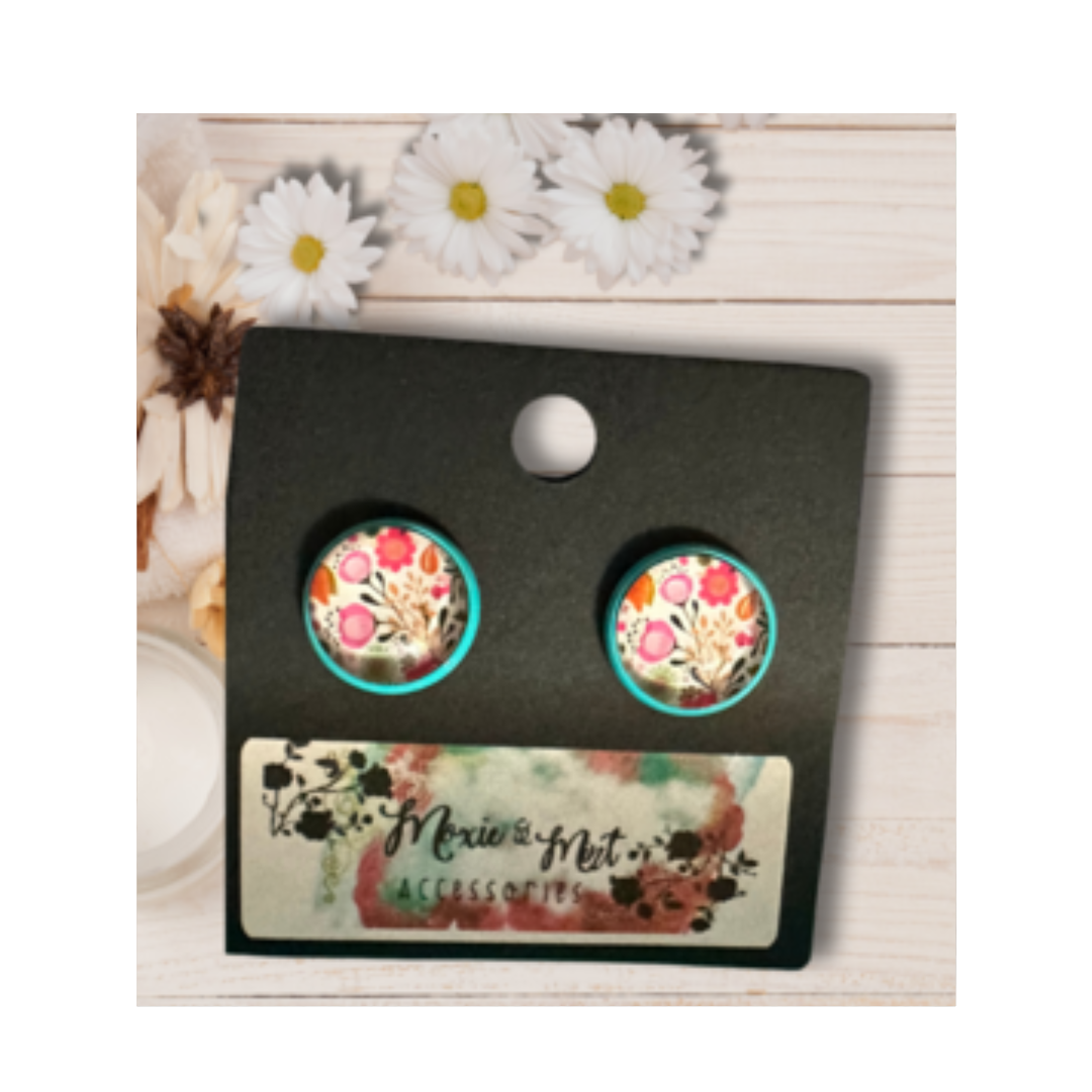 These chic studs are the perfect accessory to enhance your everyday look or add a touch of flair to a special occasion.