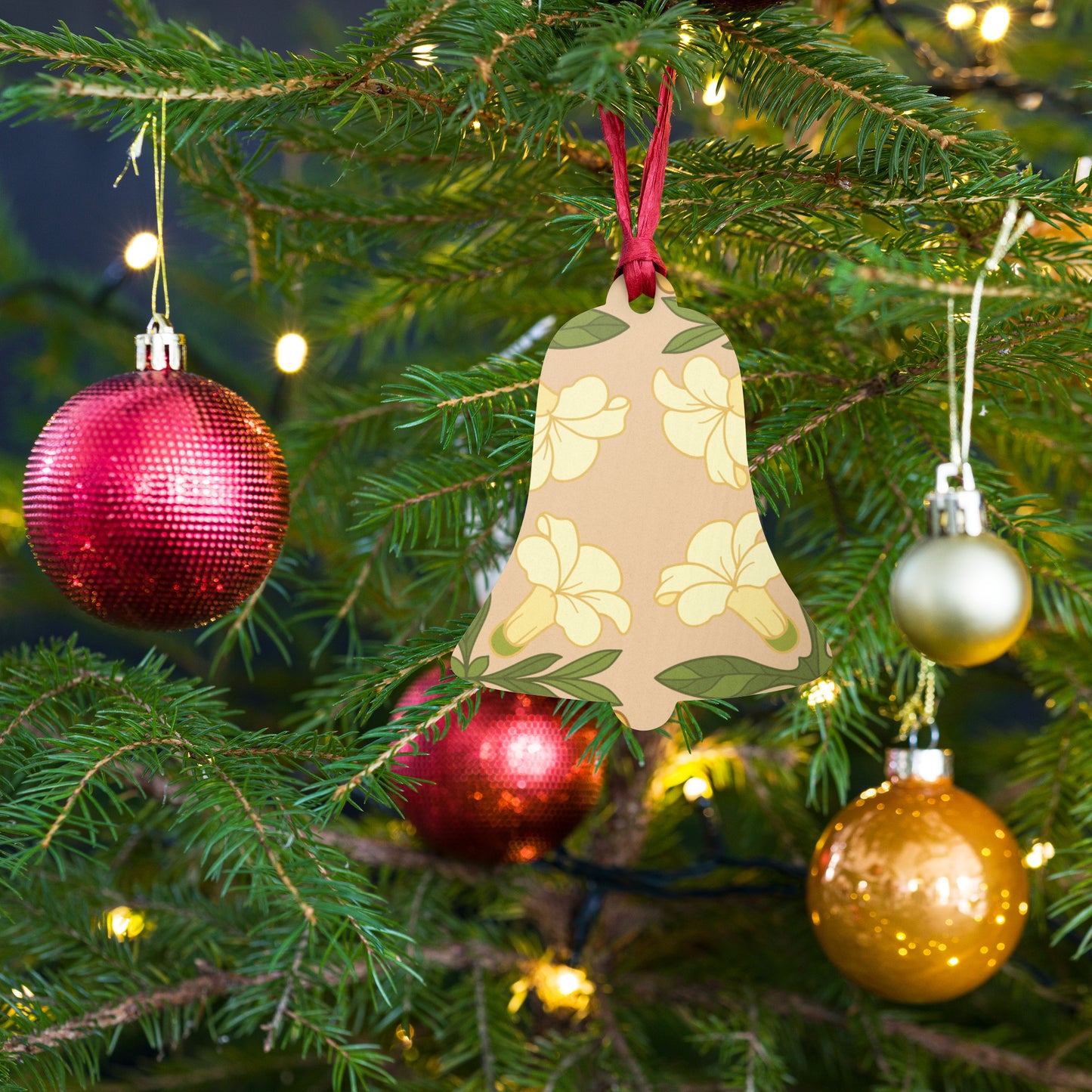 Puakenikni Wooden christmas ornaments